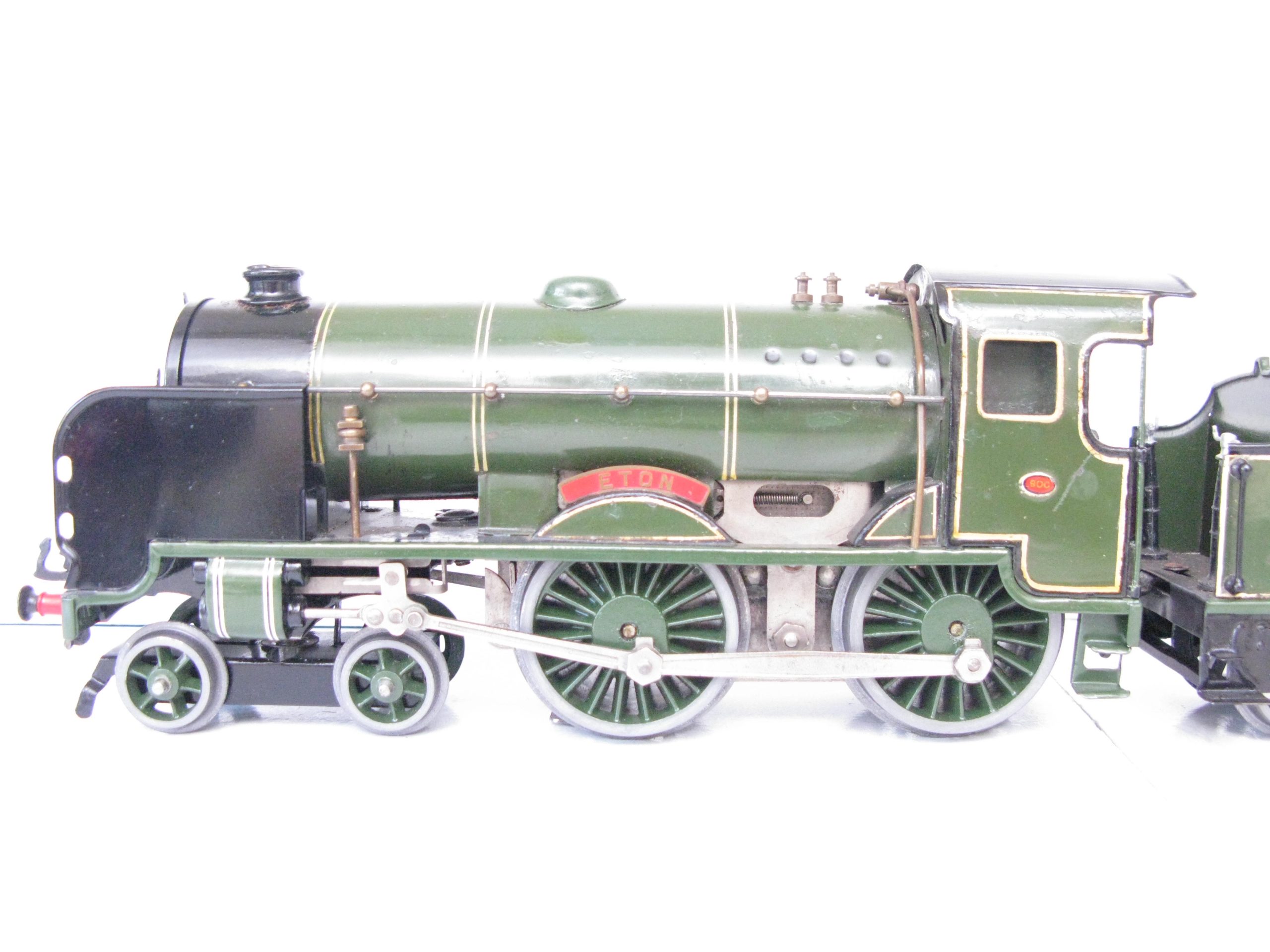 Hornby 0 Gauge E420 4-4-0 Special Loco & Tender SR 'ETON' No.900, 20 volt electric - unboxed - Good - Image 2