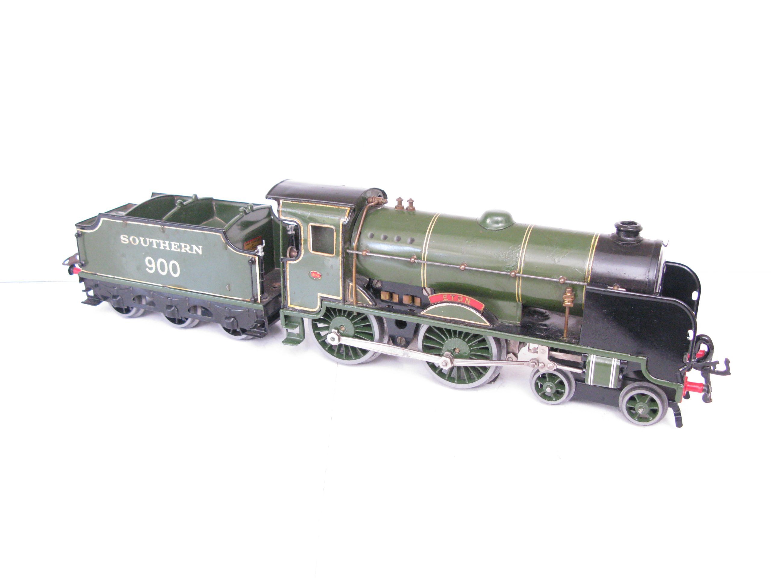Hornby 0 Gauge E420 4-4-0 Special Loco & Tender SR 'ETON' No.900, 20 volt electric - unboxed - Good - Image 6