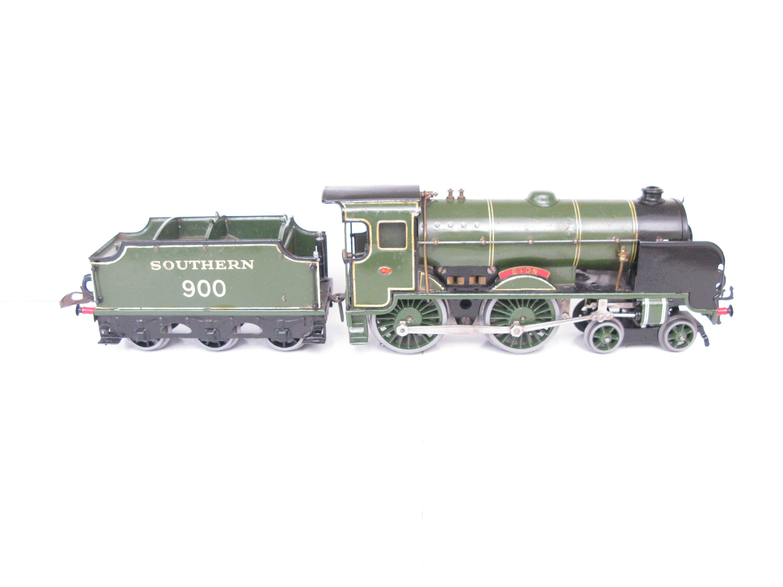 Hornby 0 Gauge E420 4-4-0 Special Loco & Tender SR 'ETON' No.900, 20 volt electric - unboxed - Good - Image 8