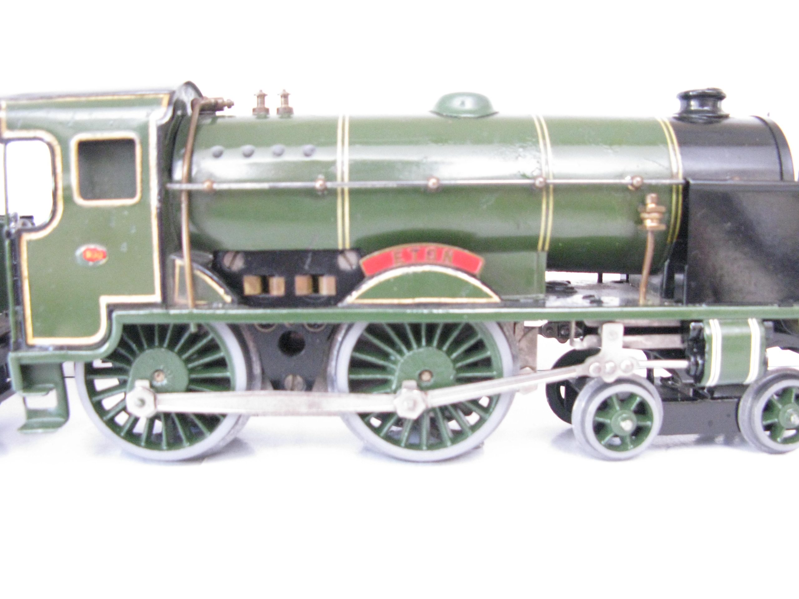 Hornby 0 Gauge E420 4-4-0 Special Loco & Tender SR 'ETON' No.900, 20 volt electric - unboxed - Good - Image 9