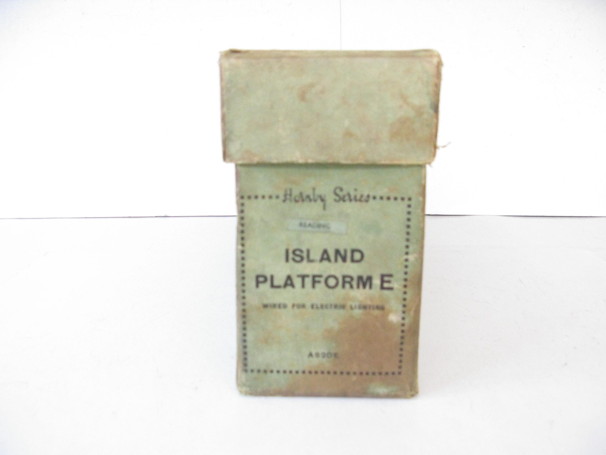 Hornby 0 Gauge 'E' Island Platform with Speckled base and ramps - Boxed - Overall Excellent Circa 1939 - Image 14