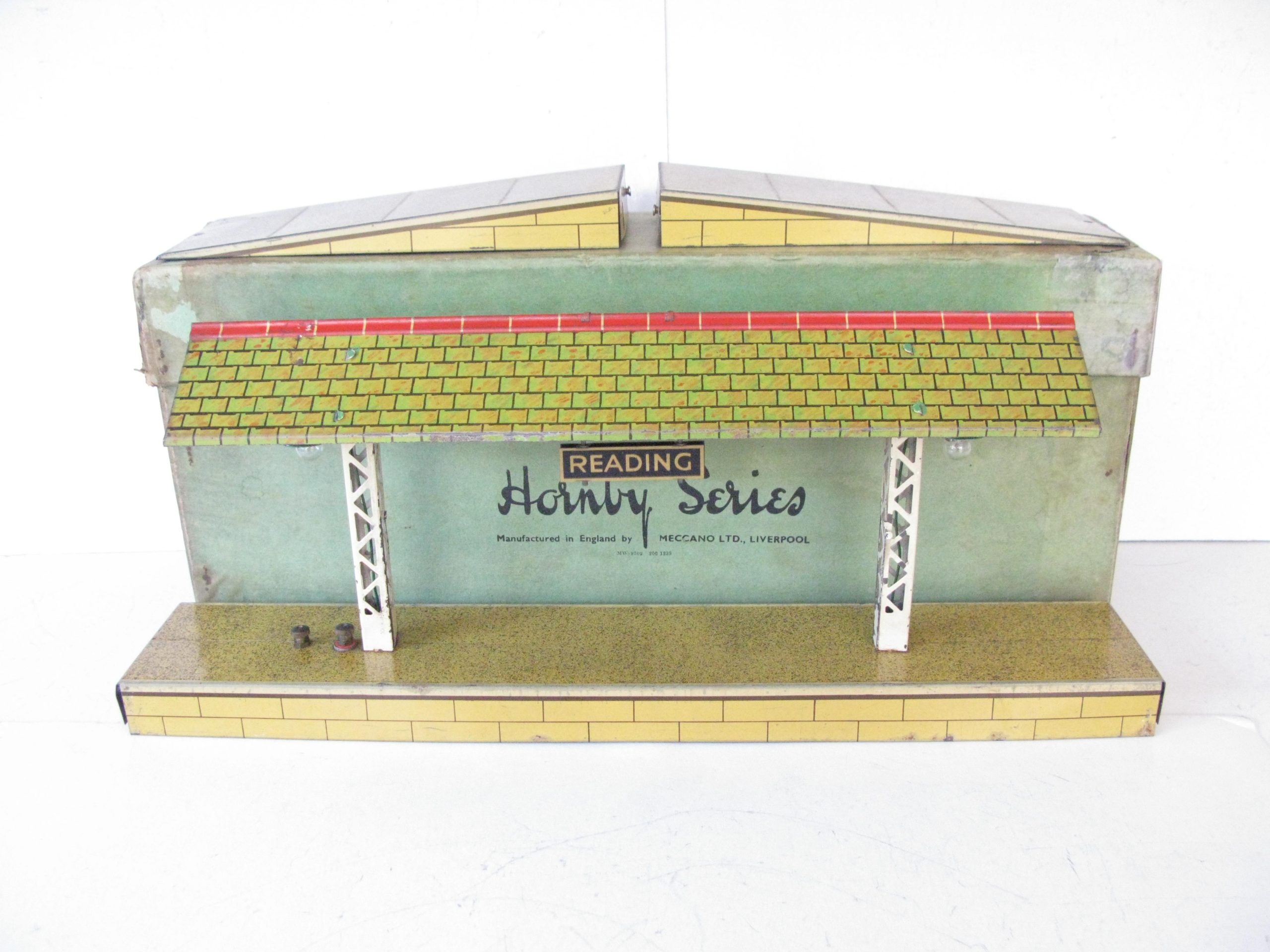 Hornby 0 Gauge 'E' Island Platform with Speckled base and ramps - Boxed - Overall Excellent Circa 1939 - Image 15
