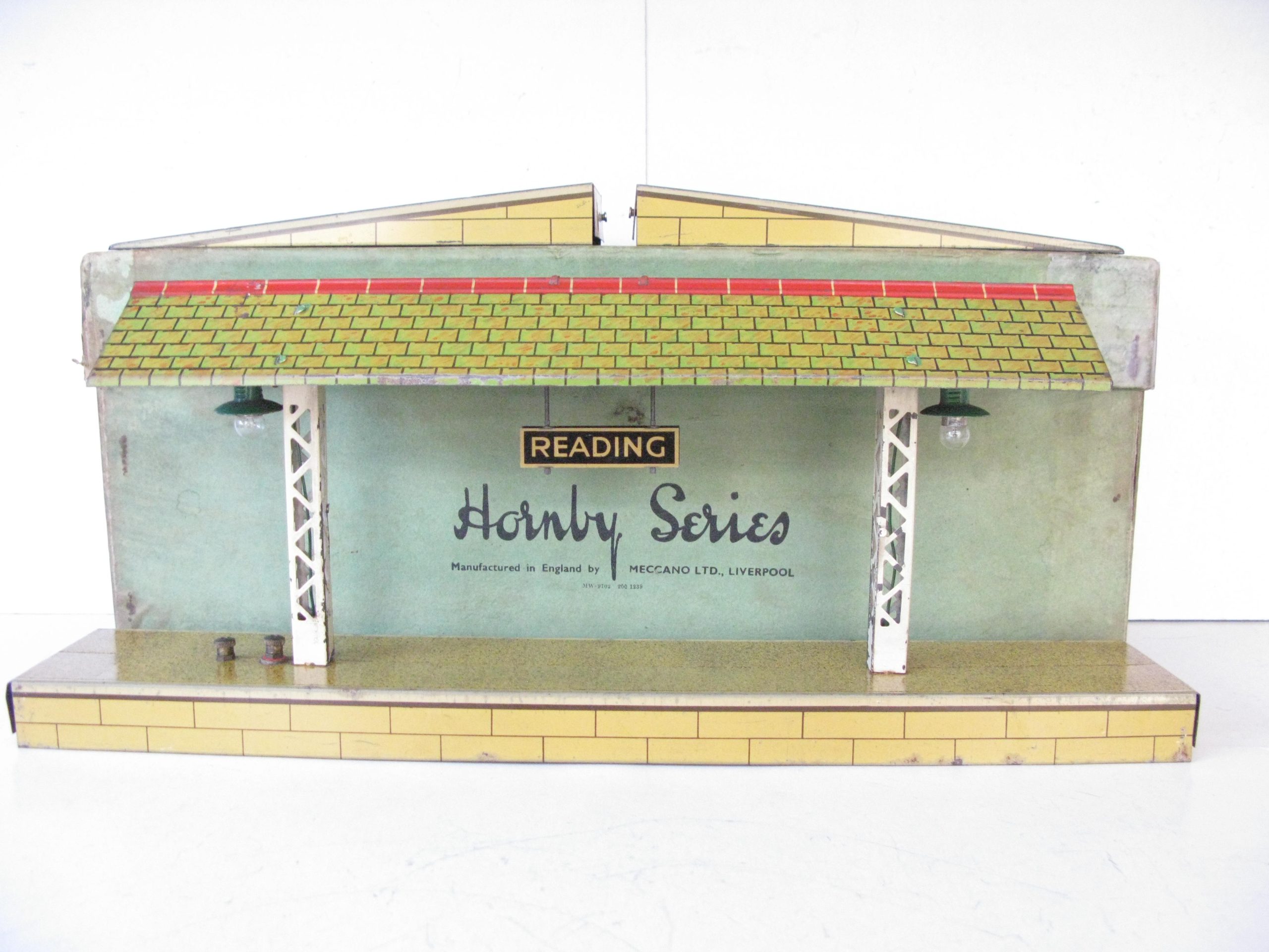 Hornby 0 Gauge 'E' Island Platform with Speckled base and ramps - Boxed - Overall Excellent Circa 1939 - Image 16