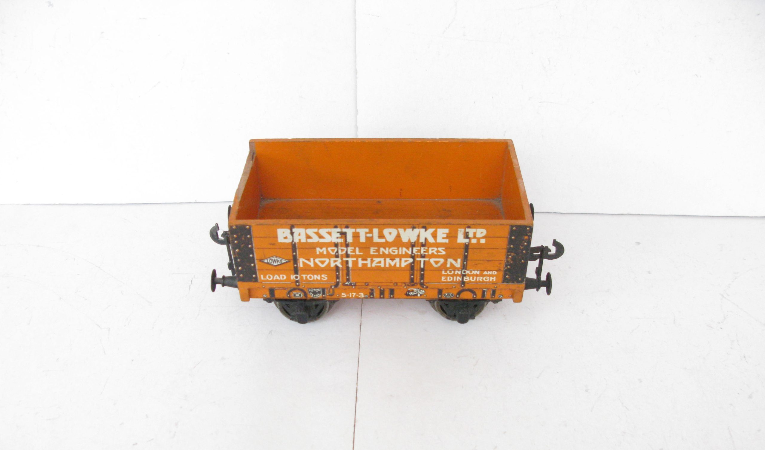 Bassett Lowke Gauge 1 Wooden Orange 'BASSETT LOWKE' Model Engineers Open Wagon - Unboxed - Good/plus - Image 3