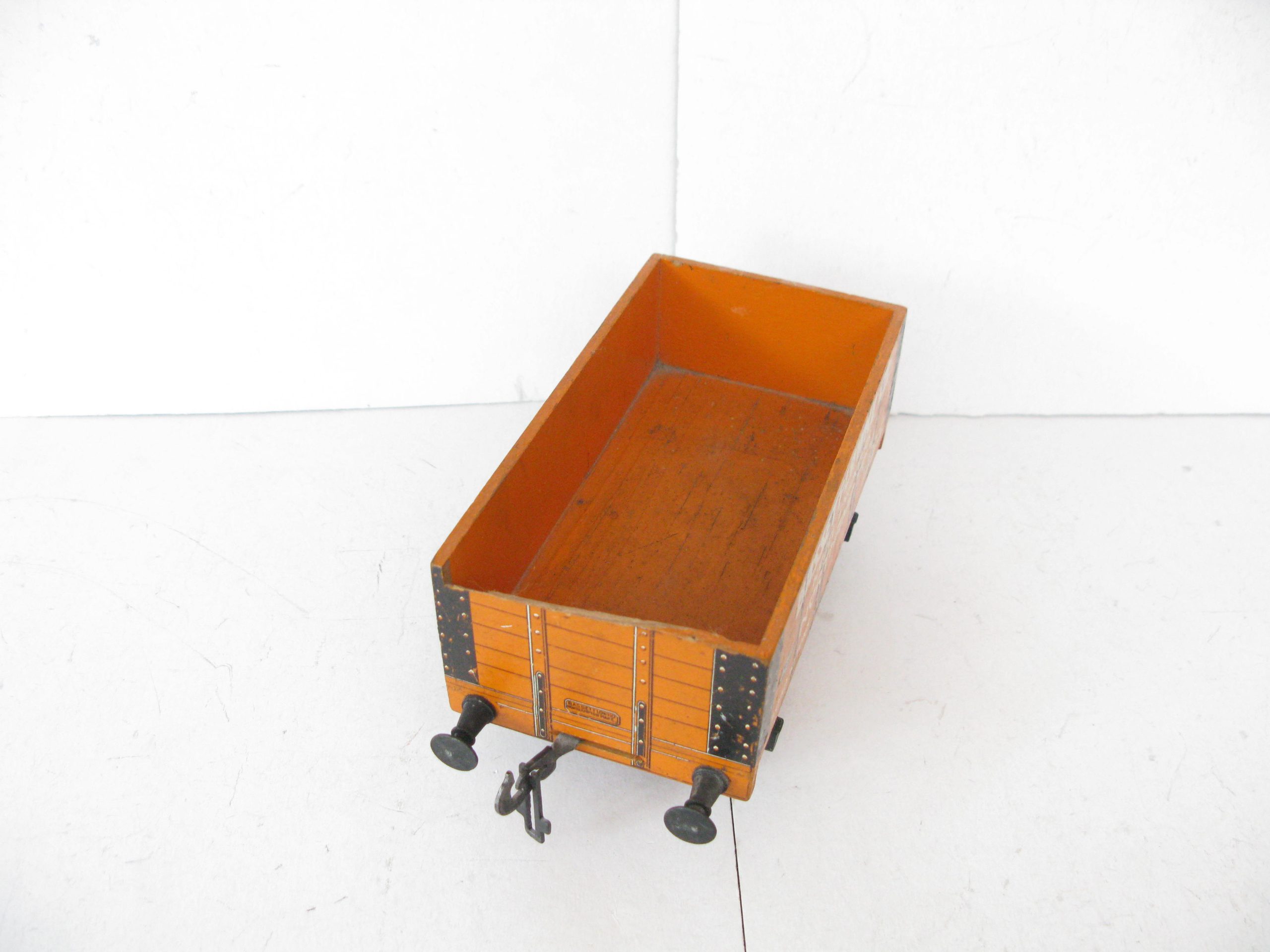Bassett Lowke Gauge 1 Wooden Orange 'BASSETT LOWKE' Model Engineers Open Wagon - Unboxed - Good/plus - Image 7