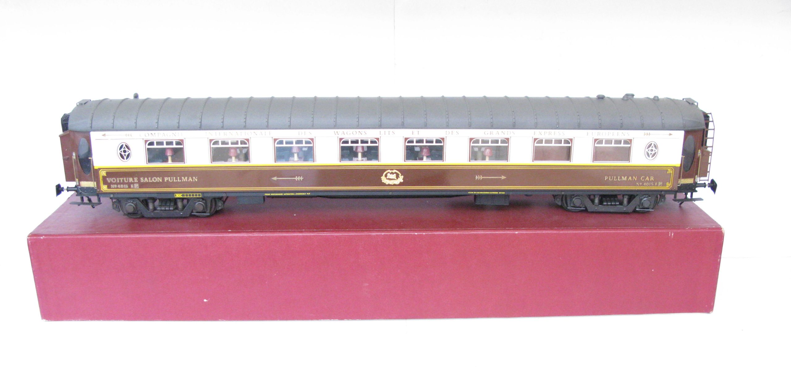 J & M Models Gauge 1 Grand European Express Wagon Lits Brown and Cream Saloon 'PULLMAN' coach - Boxed - Near Mint to Mint