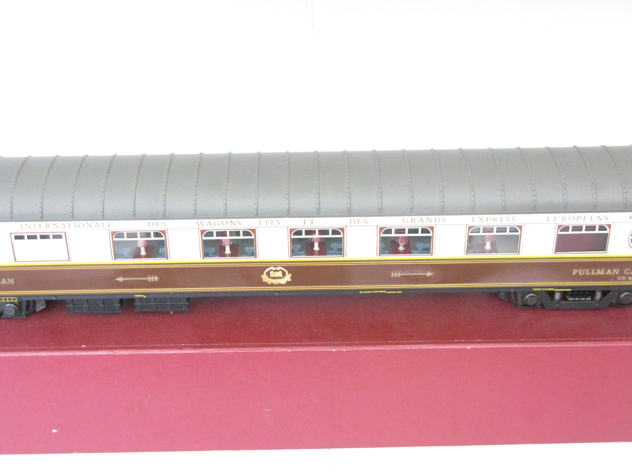 J & M Models Gauge 1 Grand European Express Wagon Lits Brown and Cream Saloon 'PULLMAN' coach - Boxed - Near Mint to Mint - Image 12