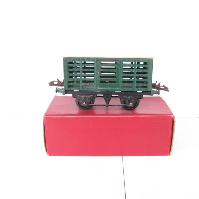 Hornby 0 Gauge Post war Early issue from Pre war stock No.1 SR Milk Traffic Van - in a later Box - Excellent