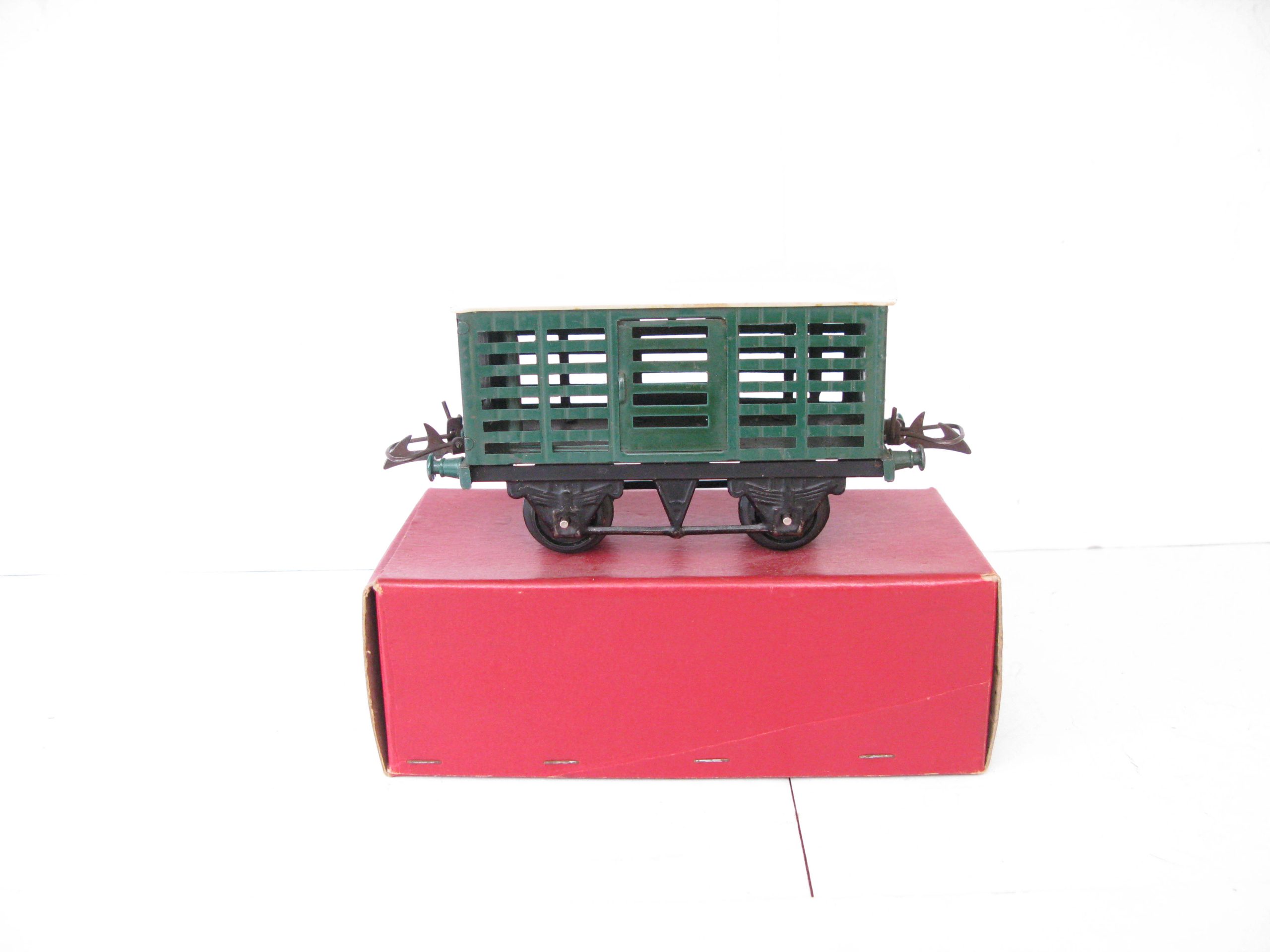 Hornby 0 Gauge Post war Early issue from Pre war stock No.1 SR Milk Traffic Van - in a later Box - Excellent - Image 5
