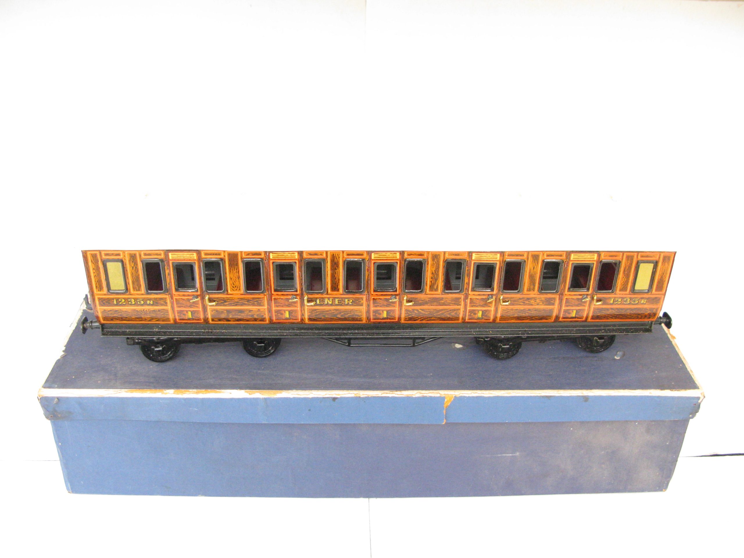Bing Gauge 1 1924 Series LNER All 1st Passenger coach No.1235N - Boxed - Near Mint - Image 6