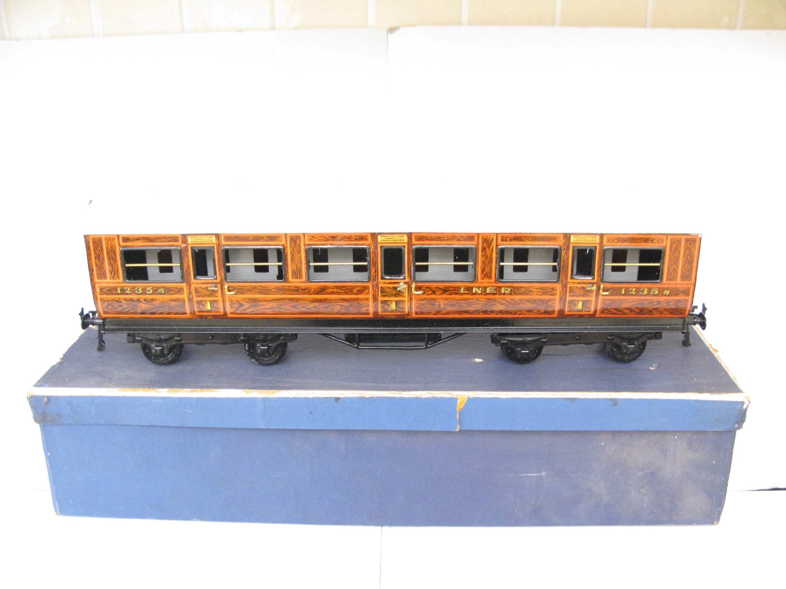 Bing Gauge 1 1924 Series LNER All 1st Passenger coach No.1235N - Boxed - Near Mint - Image 7