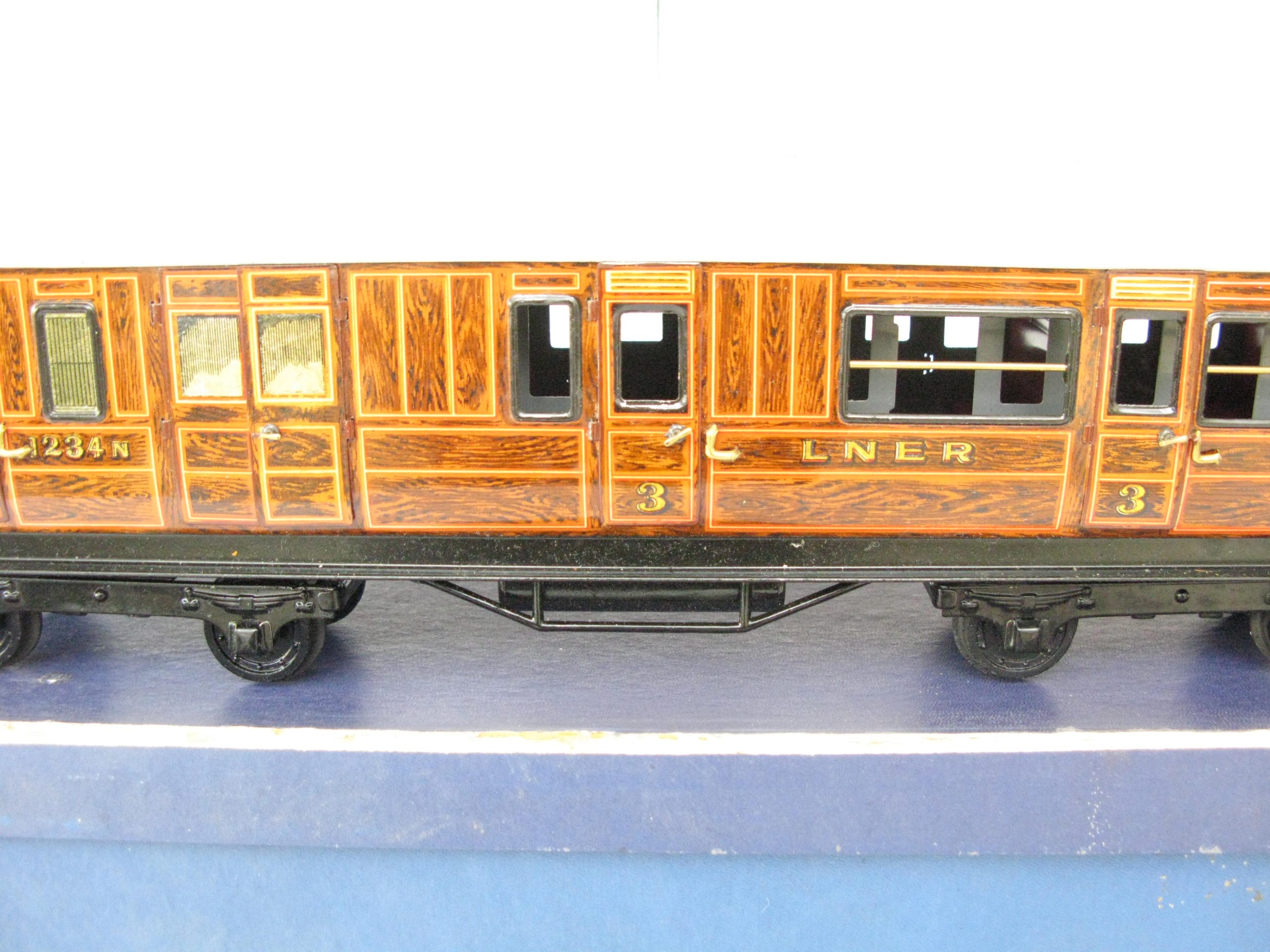 Bing Gauge 1 1924 Series LNER All 3rd Passenger Brake end coach No.1234N - Boxed - Near Mint - Image 9
