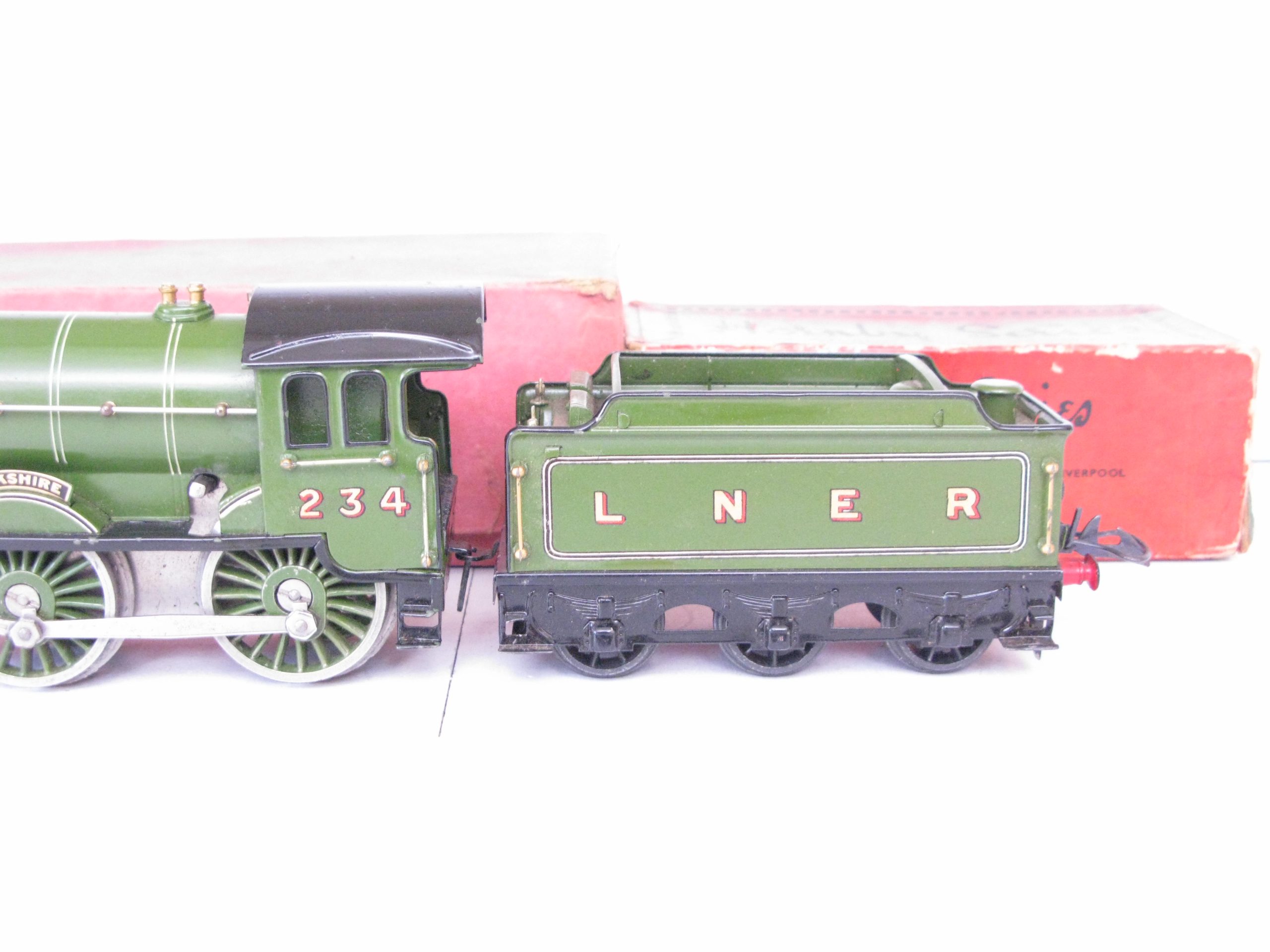 Hornby 0 Gauge No.2 Special Loco & Tender LNER Lined 'YORKSHIRE', Clockwork Circa 1931/34 - Boxed - Excellent - Image 5