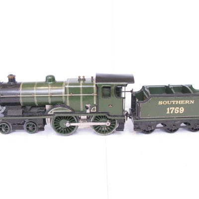 Hornby 0 Gauge E220 4-4-0 Special Loco & Tender SR Class L1 No.759, 20 volt electric - unboxed - Good/plus to Excellent