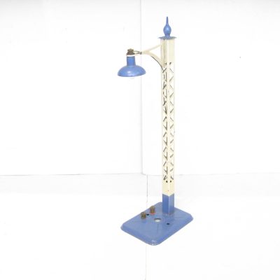Hornby 0 Gauge 1E Lamp Standard version with screw fittings Circa 1936/38 - Boxed